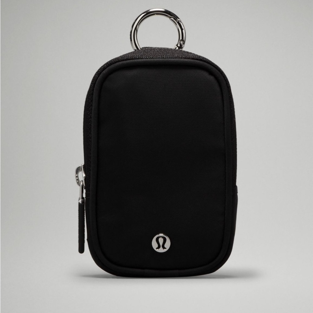 Lululemon Clippable Nano pouch